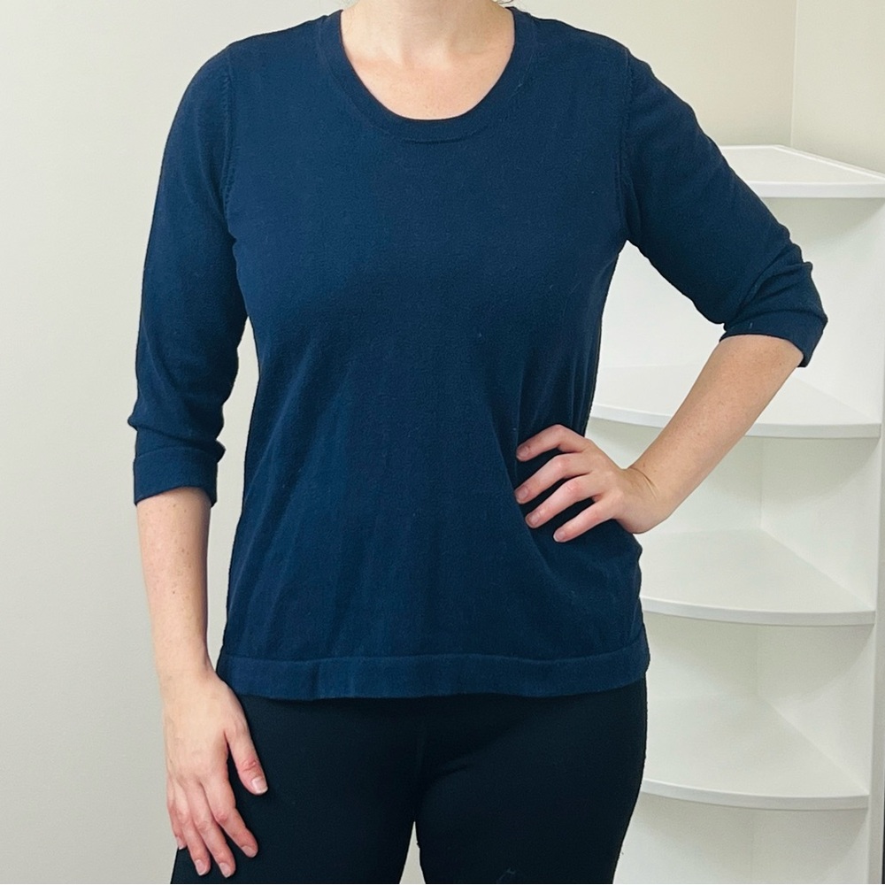 Haggar Women's Navy Scoop Neck Long Sleeve Top